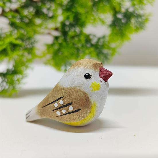 Handmade Bird Figurine Wooden Carving Bird Statue Miniature Wildlife Sculpture for Living Room Office Desktop TV Stand Decor Gifts for Bird Lovers