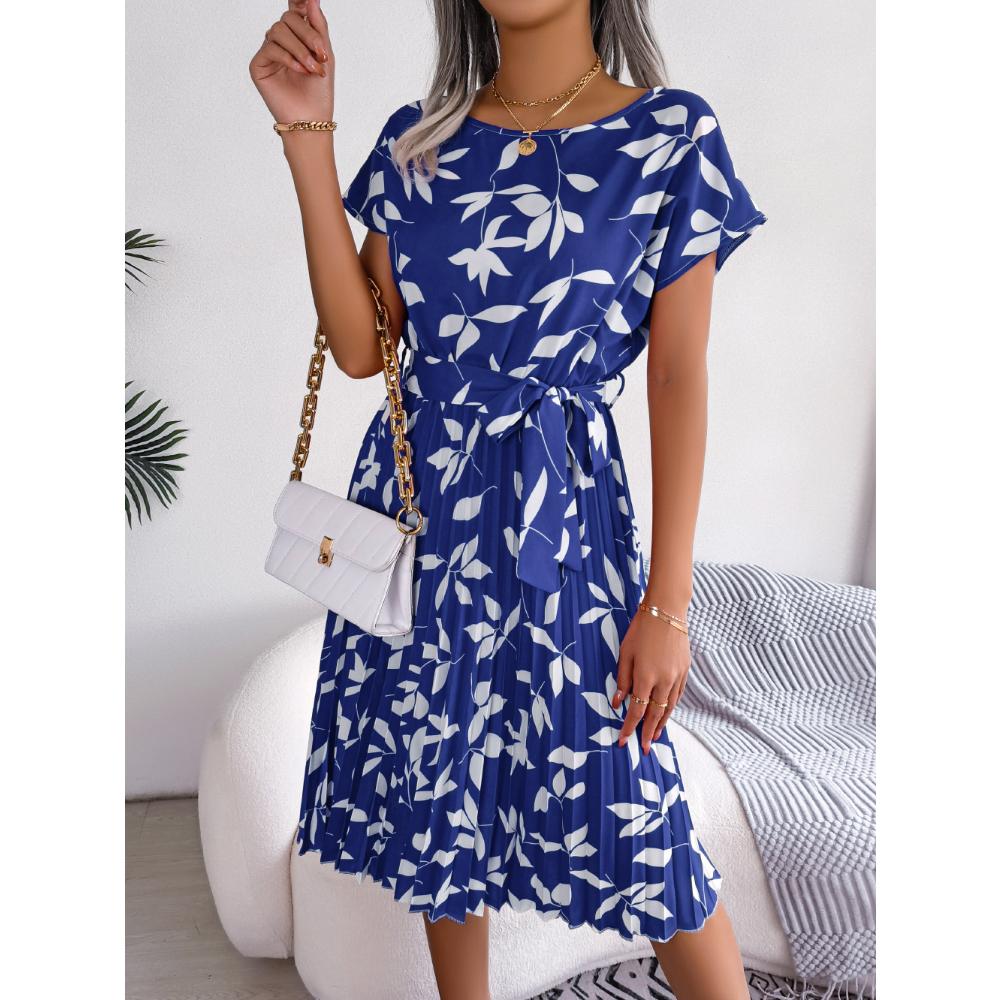 Ins Spring and Summer Casual Short Sleeved Pleated Dress Women's Fashion Versatile Trendy Commuting
