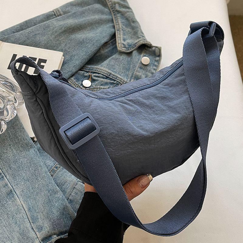 Podzimní dámská ležérní všestranná crossbody taška 'knedlík' - Velká kapacita pro každodenní použití