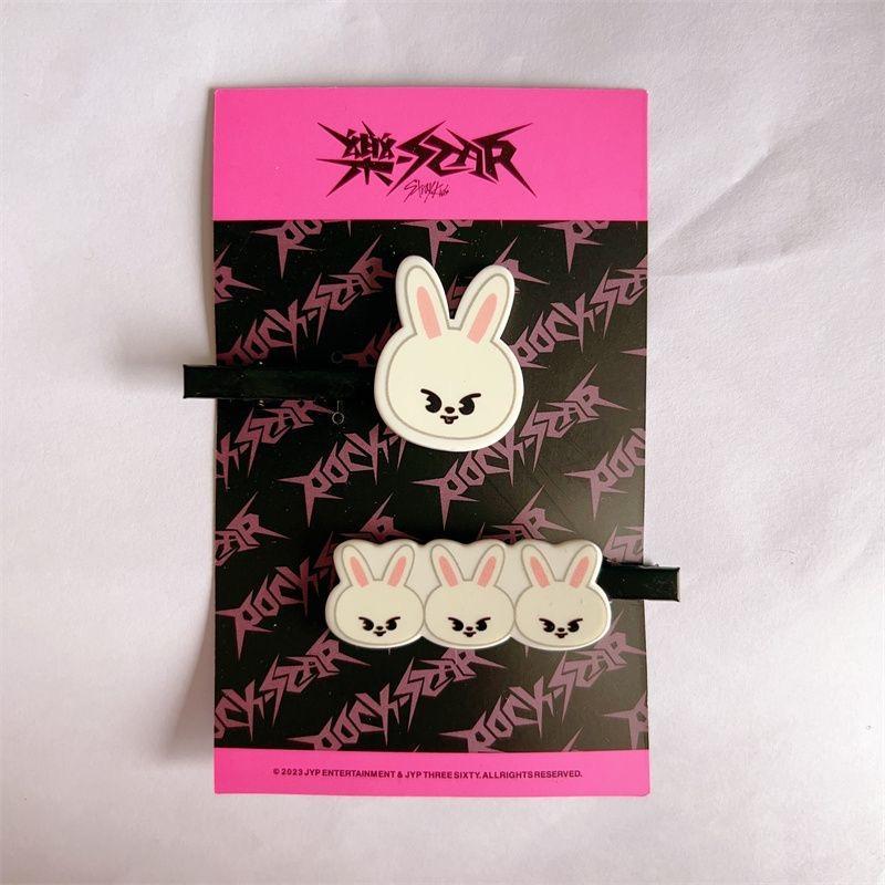 

STRAYKIDS SKZOO МУЛЬТЯШНАЯ ЗАКОЛКА ДЛЯ ВОЛОС 6,5 см LEEBIT