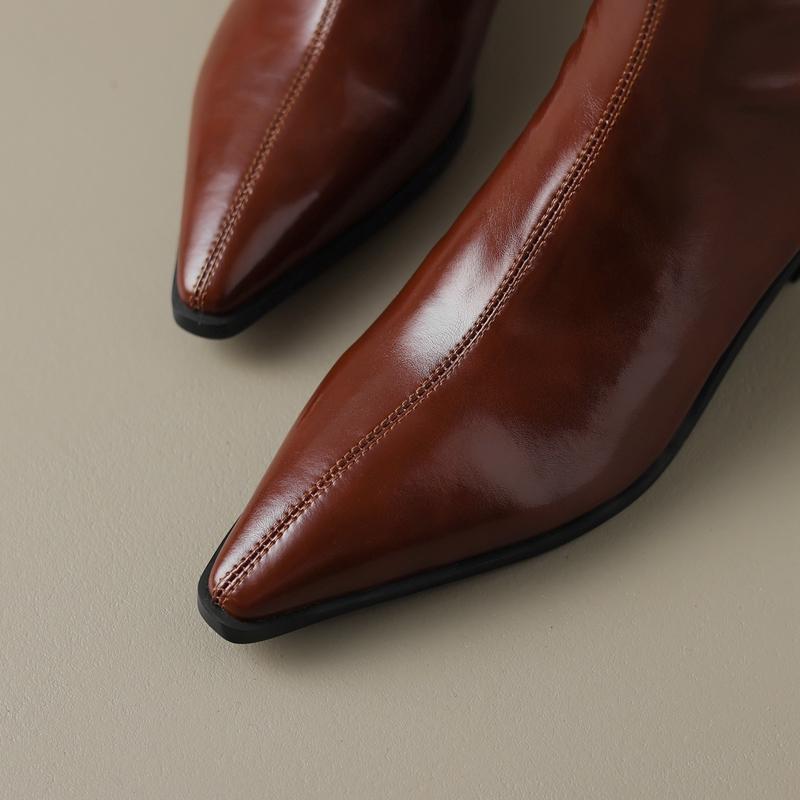 Fashion Women's new autumn and winter pointed leather cowhide heel, extra large and knee high, side zippered western boots