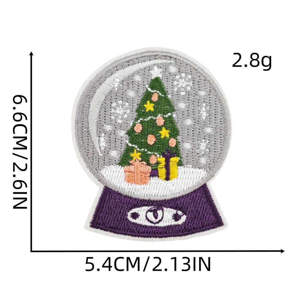 Jultecknad broderi: Halsdukar & Klädtillbehör, Hänge, Julgransprydnader, Snöflinga, Handskar & Lappar
