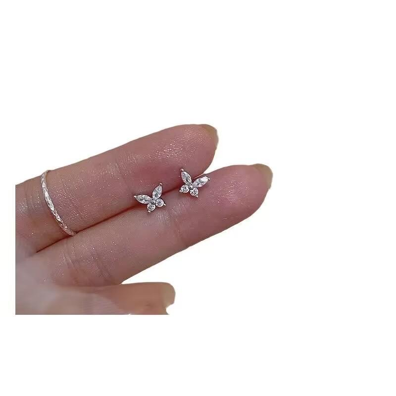 

Серьги Новый стиль Универсальные компактные высококачественные летние серьги Цирконий Маленькая бабочка ушные косточки ногти