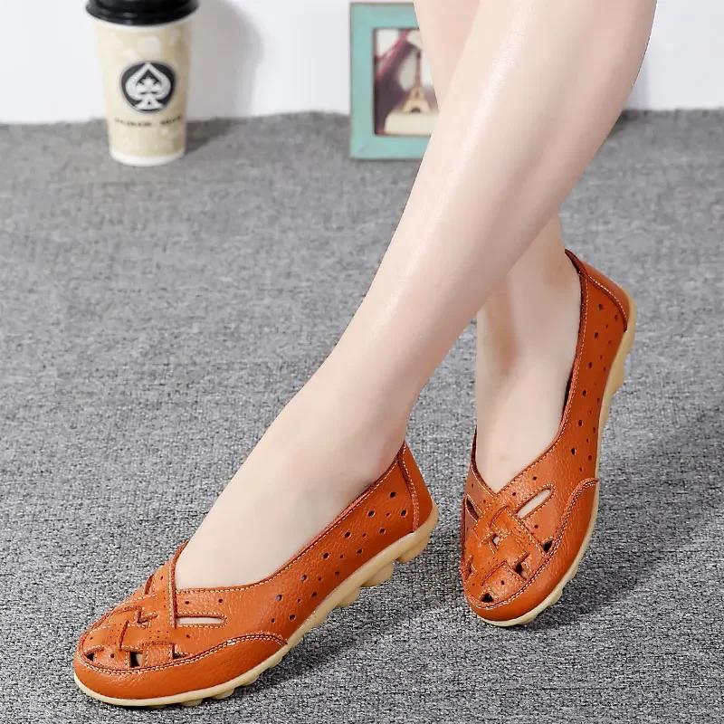 New Women Fashion Hollow Soft Sole Flat Heel Sandals Genuine Leather Casual Flat Daily Shoes Comfortable Footwear for Female
