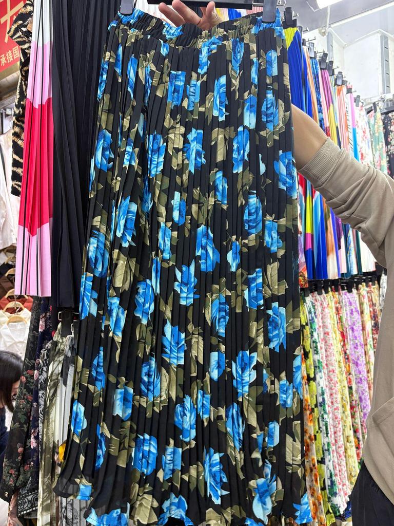 European & American Pleated Print Midi Skirt, Soft Chiffon Fabric, High Waist, Versatile Style