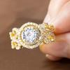 Fashionable and Luxurious Women's Wedding Ring with Sparkling Synthetic Zircon Pattern Inlaid