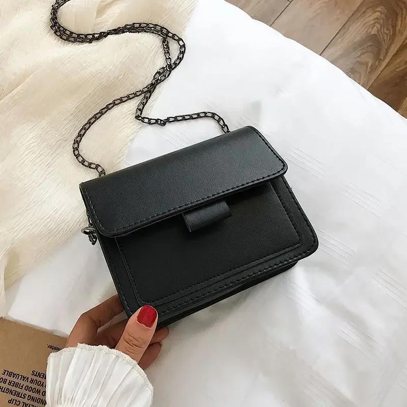 Ladies Messenger Bag 2024 New Trendy Wide Shoulder Strap/chain Small Square Bag Retro Casual Simple Flap Crossbody Bag for Women