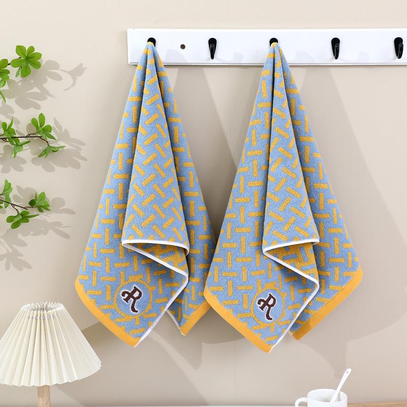 Thickened Absorbent Bath Towel - Large Pure Cotton & Polyester Blend, 90x40 cm, Suitable for Adult Face and Household Use