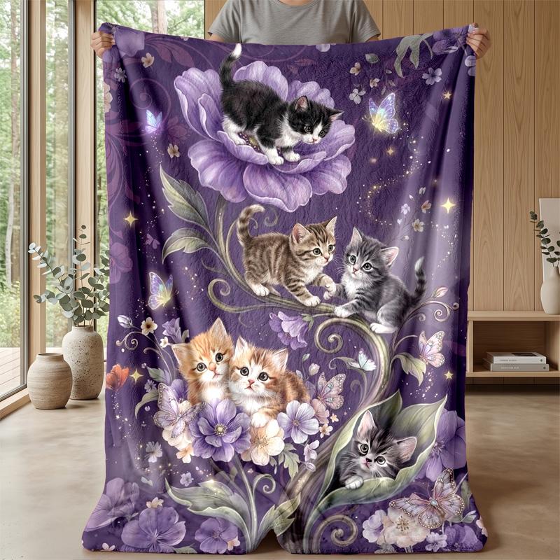 Kittens In Christmas Snow Theme Blanket Lightweight Warm Flannel Blanket Decorative Throw Blanket for Home Decoration