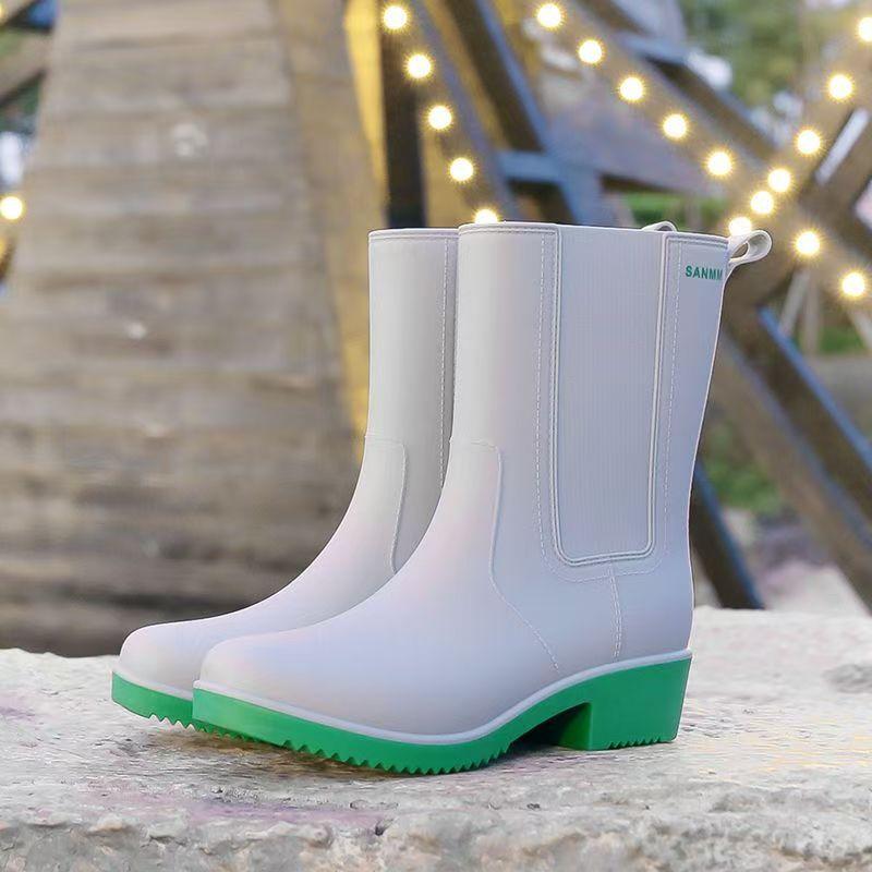 Nuovi Stivali da Pioggia Alti con Tacco a Blocco da Donna Suola Spessa Antiscivolo Impermeabili Scarpe da Lavoro per Cucina alla Moda Colore Misto Scarpe da Acqua