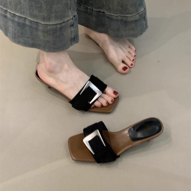 Niche high heels temperament elegant nude belt buckle open toe word with stiletto sandals
