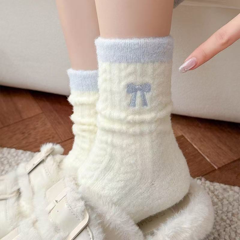 Thick Australian Fleece Women's Socks for Autumn and Winter, Winter Warmth, Color-blocked Pile Socks, Bow Embroidery, Fleece Home Socks
