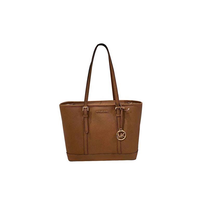 MICHAEL KORS Jet Set Travel Letter