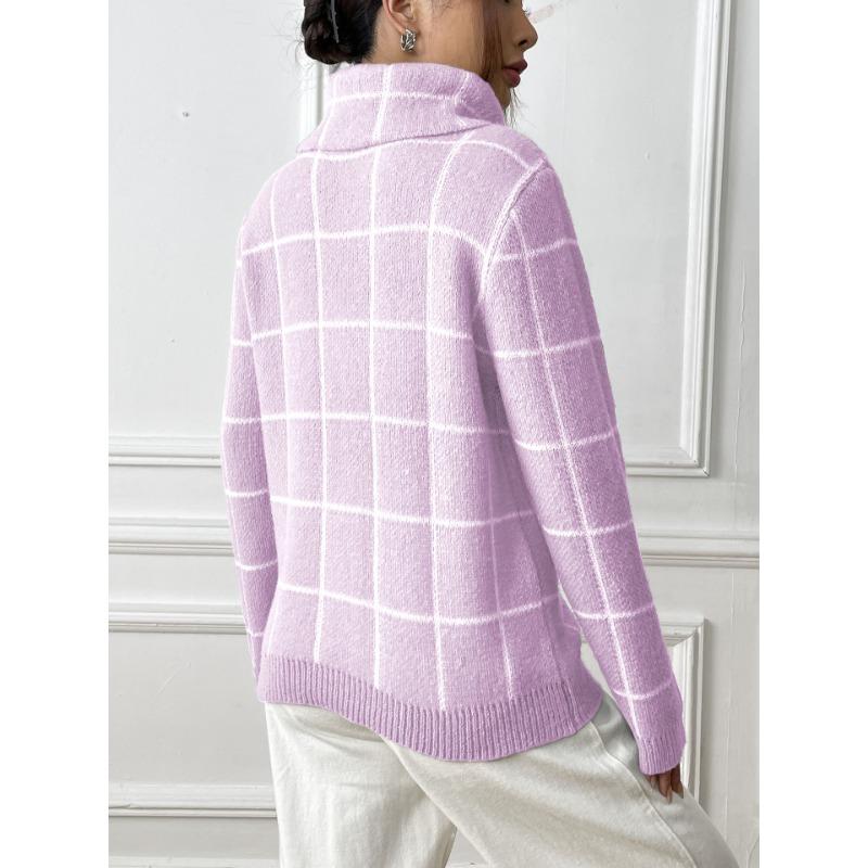 Women's Pullover Check Turtleneck with A Contrasting Base