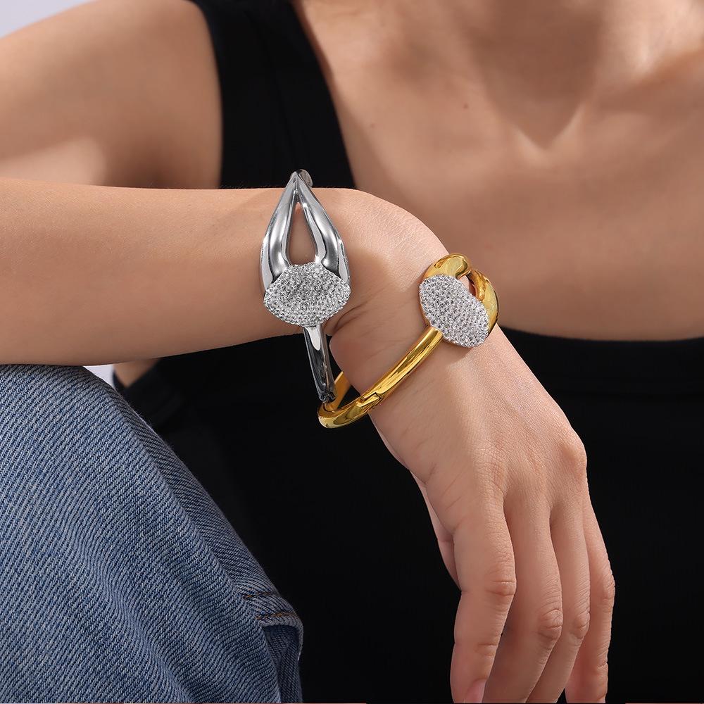 Chic Titanium Steel Bracelet with Inlaid Diamonds - Elegant, Simple Design for Women