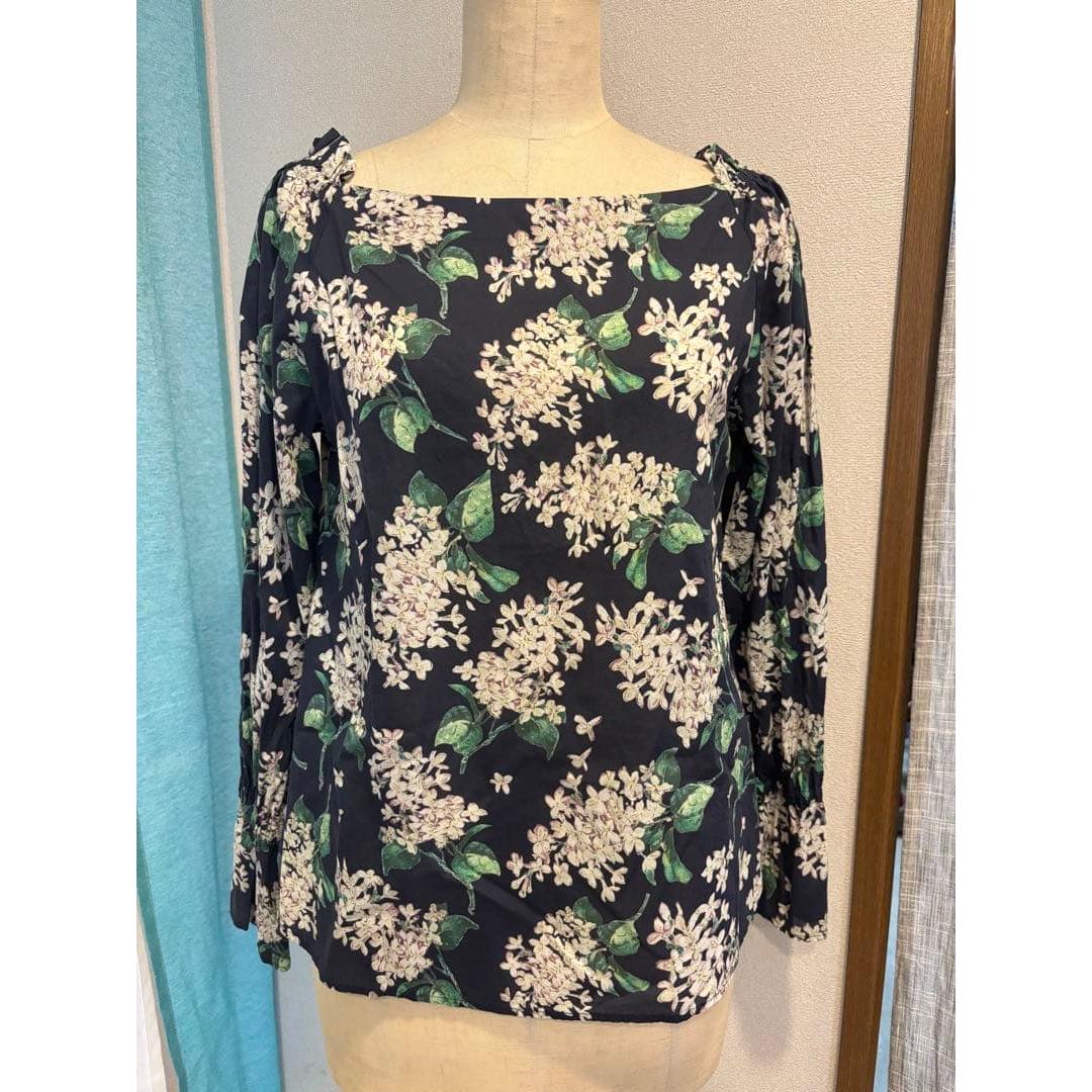 IENA Long sleeve floral pattern blouse 100% cotton Navy Good condition