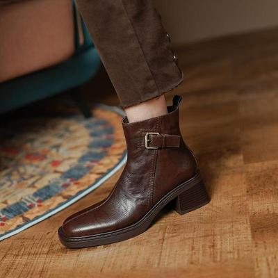 Damen Stiefeletten 2025 Frühling Herbst Großbritannien Eckige Zehen Kurzer Stiefel Damen Lässige Schuhe mit niedrigem Absatz Mode Schuh Mujer Botas