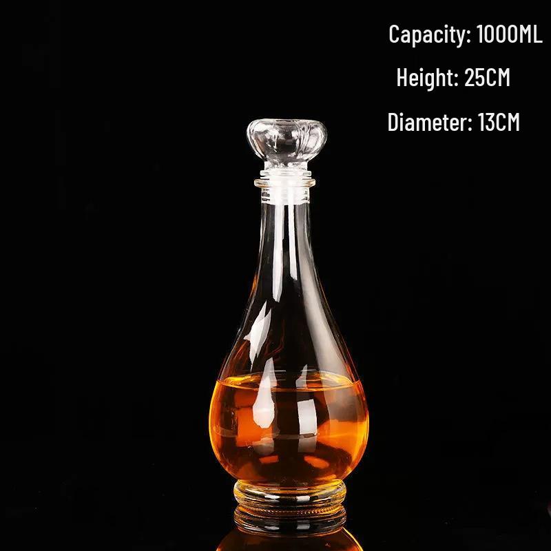 European Crystal XO Glass Decanter: Transparent Whiskey and Wine Bottle