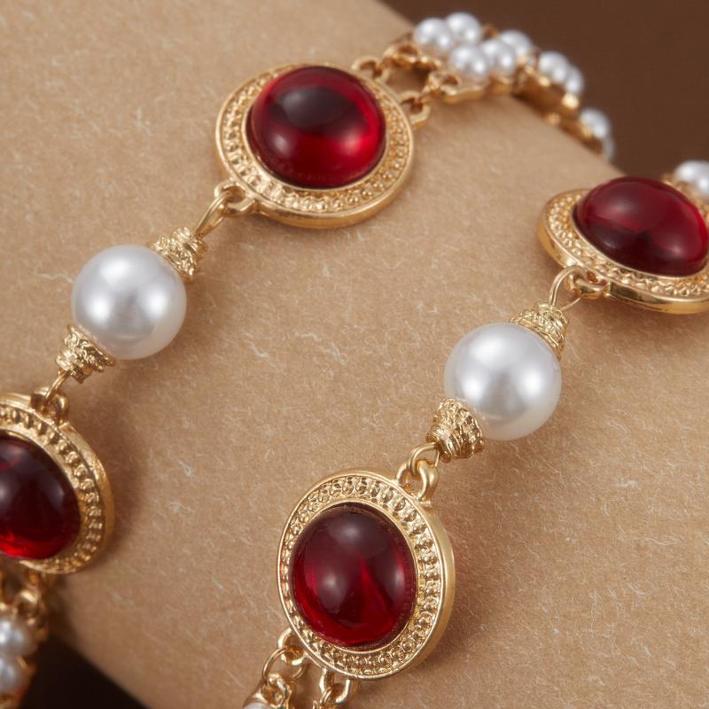 European and American  Geometric Imitation Pearl Pendant Necklace, Earring Bracelet, Women's Classic Trendy Jewelry Set