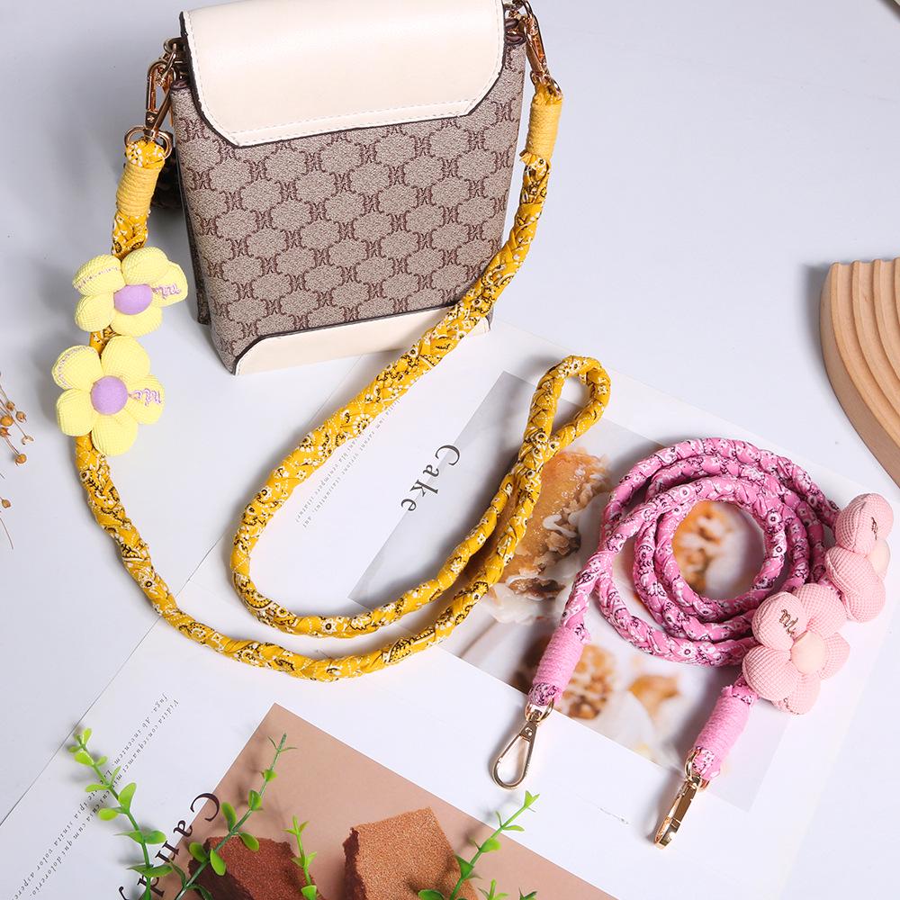 Daisy Flower Crossbody Phone Lanyard: Anti-Lost Handmade Woven Strap with Pendant