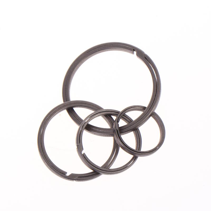 

4Pcs Ultra-Light Titanium Alloy Key Ring Metal Hard Side Pushing Rings Diy Accessories Keyfobs Crafts Key Chain Pendant Gift one size