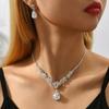 Ladies' Fashionable Design Necklace Earrings Jewelry Set Suitable for Weddings, Gatherings, Holidays, Gifts