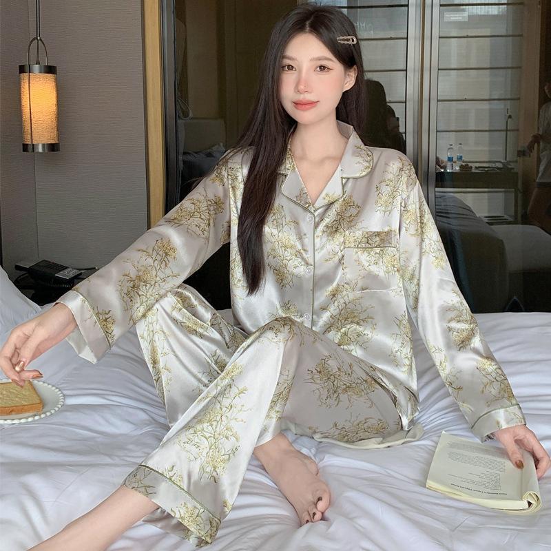 Silky Ice Silk Pajamas Women'S Spring And Autumn Cartoon Jiyika Wow Small Eight Long-Sleeved Casual Loungewear Two-Piece Set