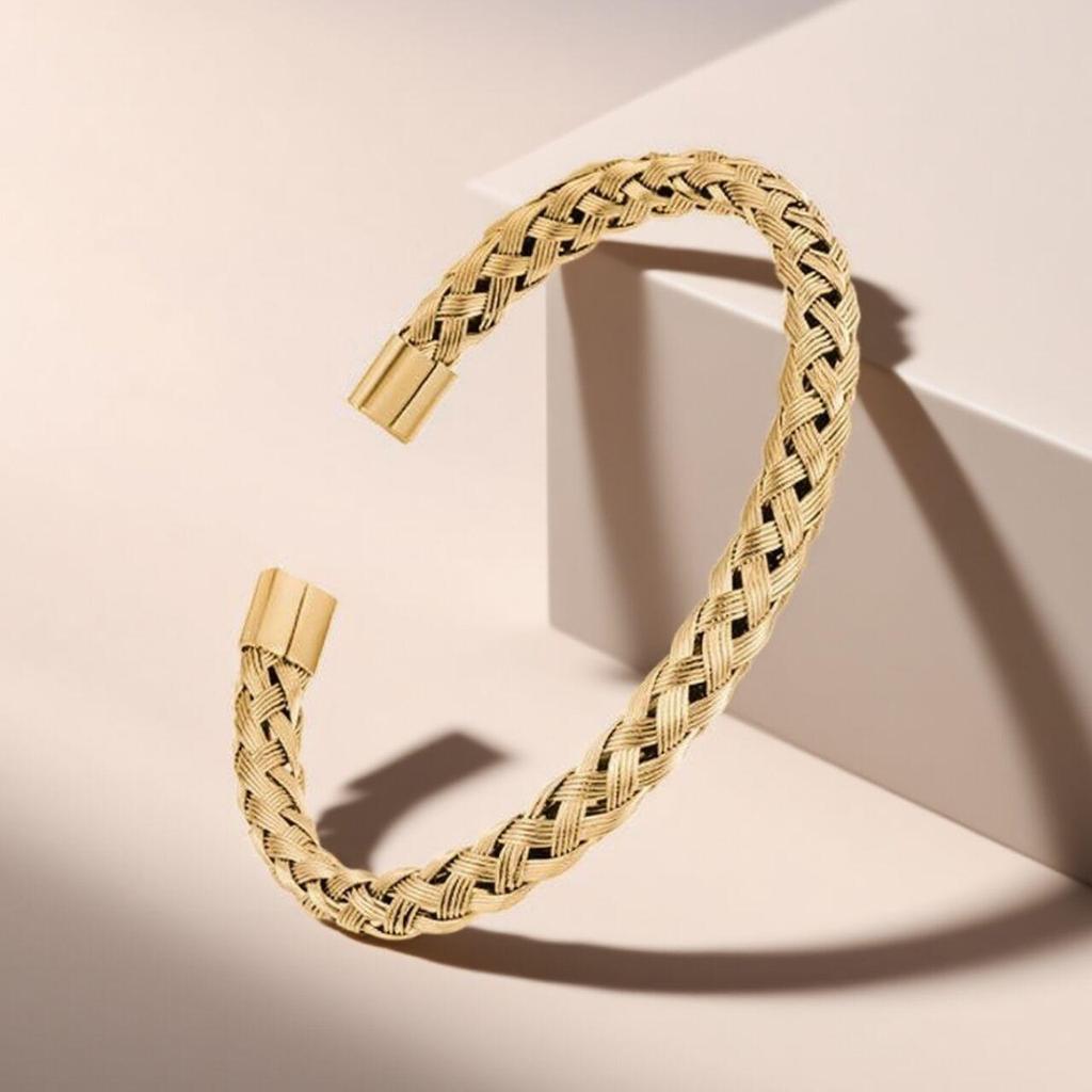 Stainless Steel Women's Woven Fashion Bracelet - Versatile, Non-Fading, Summer Hand Jewelry