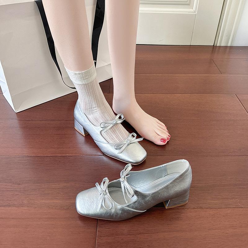 

Mary Jane shoes light mouth square head thick heel silver single shoes new not tired feet high heels women 39 серебряный