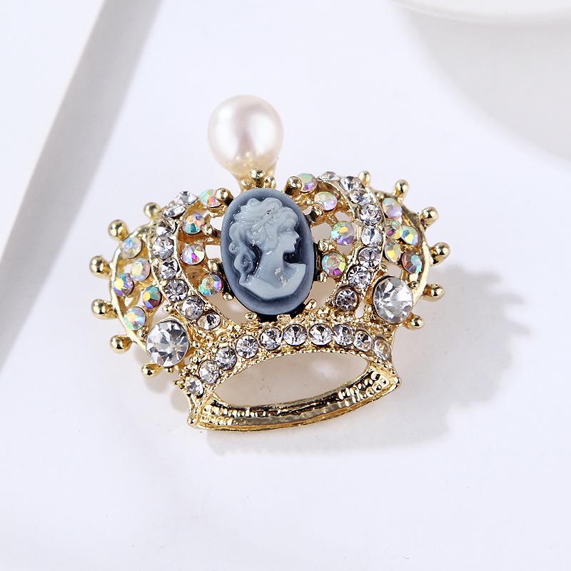 Original Flamingo Butterfly Bee Natural Freshwater Pearl Brooch Accessory Transparent Gift Box