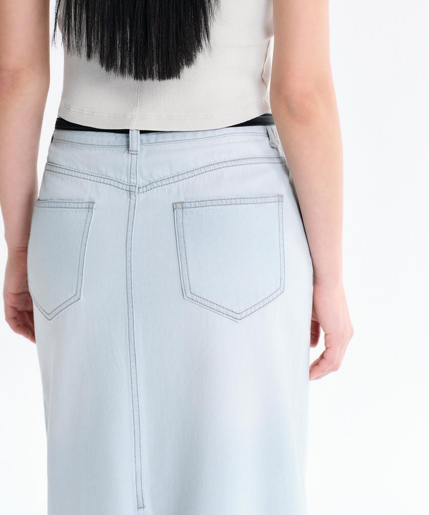 Musinsa Standard Woman Women'S Lightweight Denim Maxi Skirt [Pale Blue]
