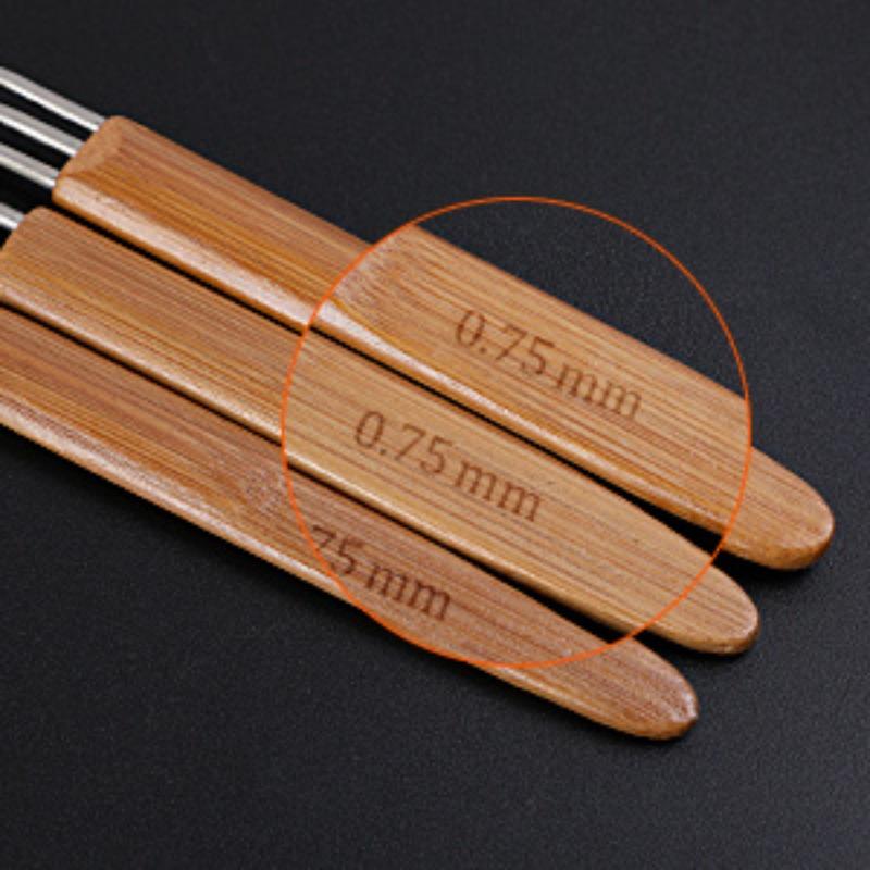 1 Set 0.5mm/0.75mm Dreadlock Crochet Hook Wood Crochet Needles Hair Dreadlocks Tool for Braid Craft