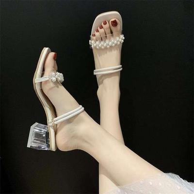 Sandales à talons hauts tempérament de fée mode fille 2025 nouvel été sens du design de niche avec jupe deux façons de porter pantoufles femme