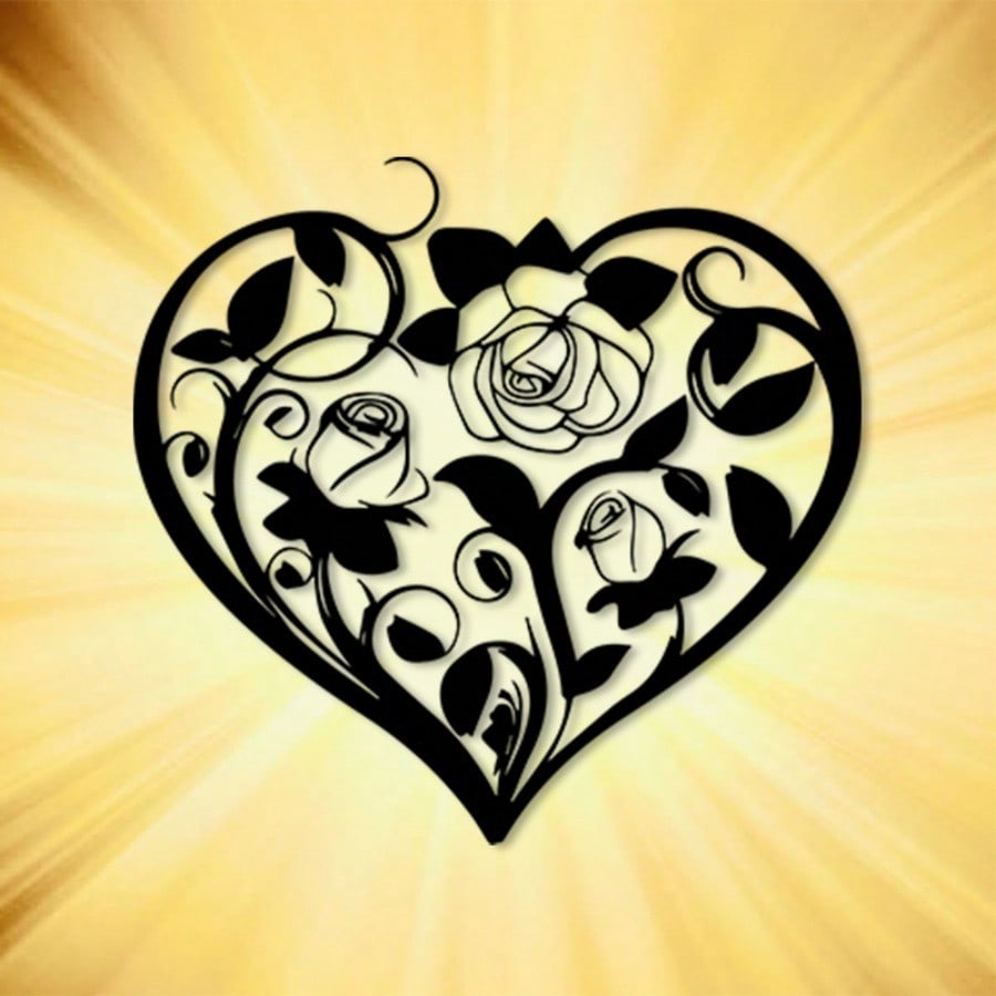 Vintage Heart Shaped Iron Wall Art Rust Resistant Rose Metal Decor for Living Room Patio Valentine Wedding Gift