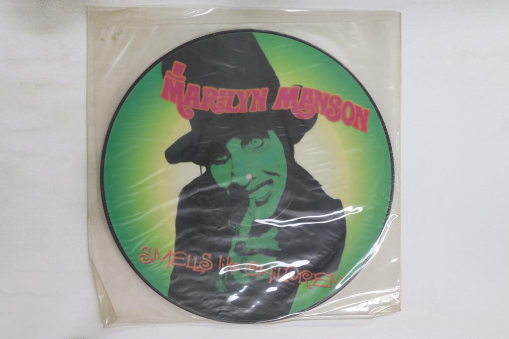 LP Record MARILYN MANSON  Smells Like Children IND92641P NOTHING Non Japan Rock Used
