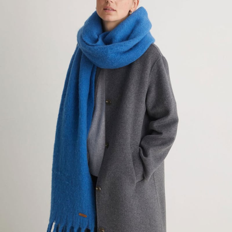 

YERSE Maxi Fringe Scarf_3 Colors CHOCOLATE F