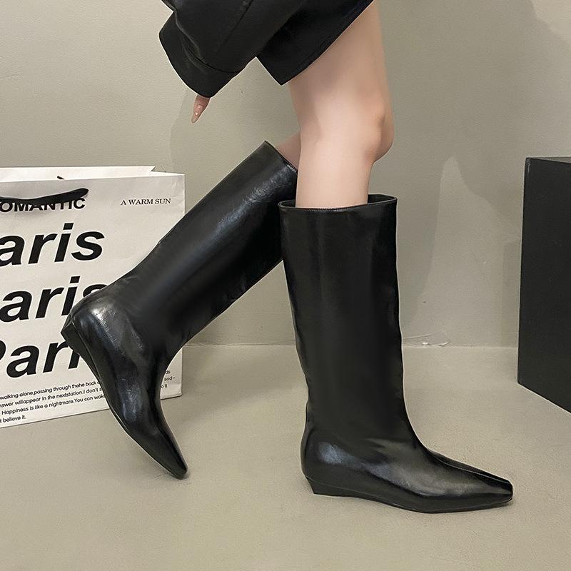 Versatile Temperament Low Heel Knight Boots Women's Autumn Korean Version Simple Pointed Sleeve High Slope Heel Boots Retro Boots