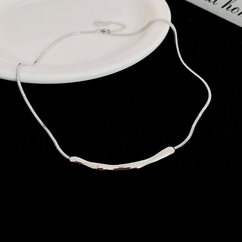 Korea Irregular Folds Geometric Necklace Metal Cold Wind Clavicle Chain Personality Temperament Necklace Necklace Jewelry Wholesale Women