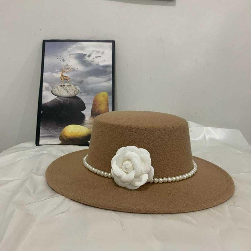 Hat Female Elegant British Top Hat Female Hepburn Style French Pearl Chain Flower Wool Flat Top Felt Hat Self-operated