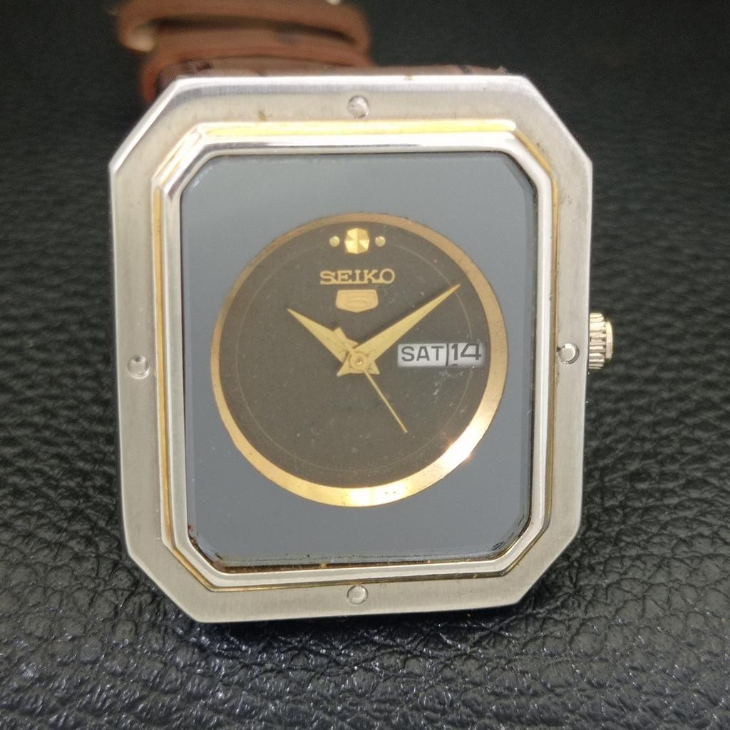 VINTAGE SEIKO 5 AUTOMATIC 2949A JAPAN BOY ORIGINAL DIAL WATCH a704293-1 R213i-a704293