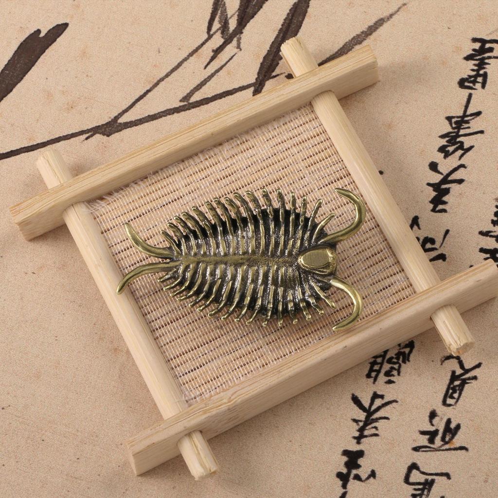 Cambrian Trilobite Brass Desk Decoration Ancient Insect Metal Figurine Tea Pets Paleontological Trilobites Souvenir Gift