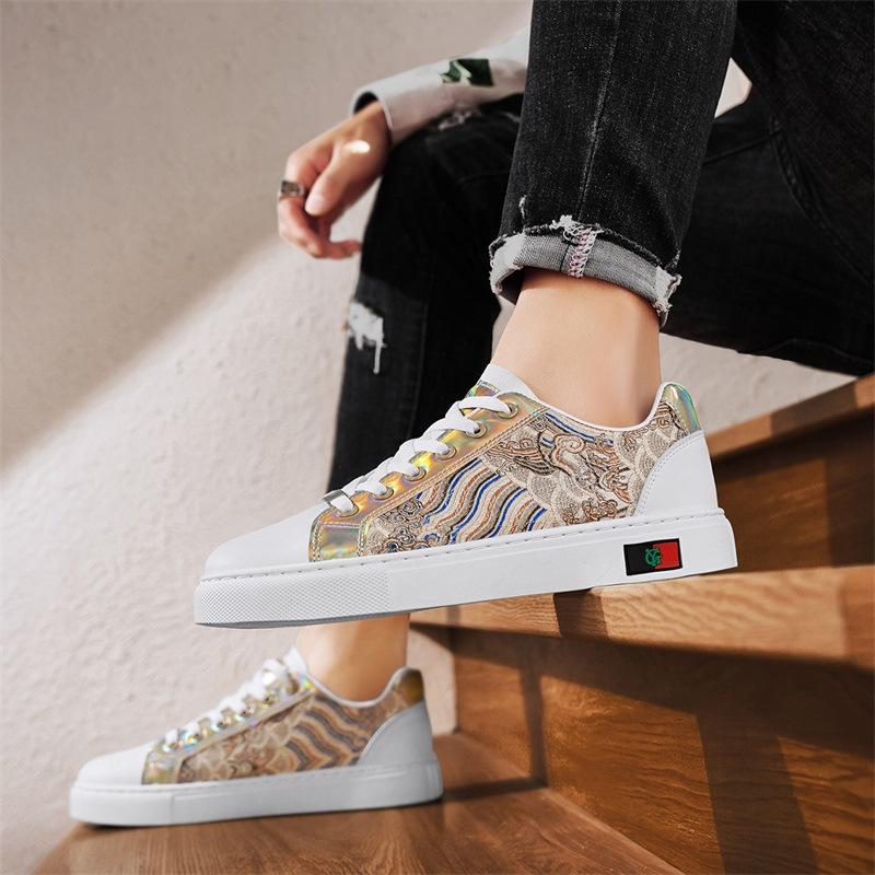 Spring New Shoes for Men Leather Casual Shoes Trend Pattern Flat Skateboard Shoes Youth Street Cool Lace-up Sneaker