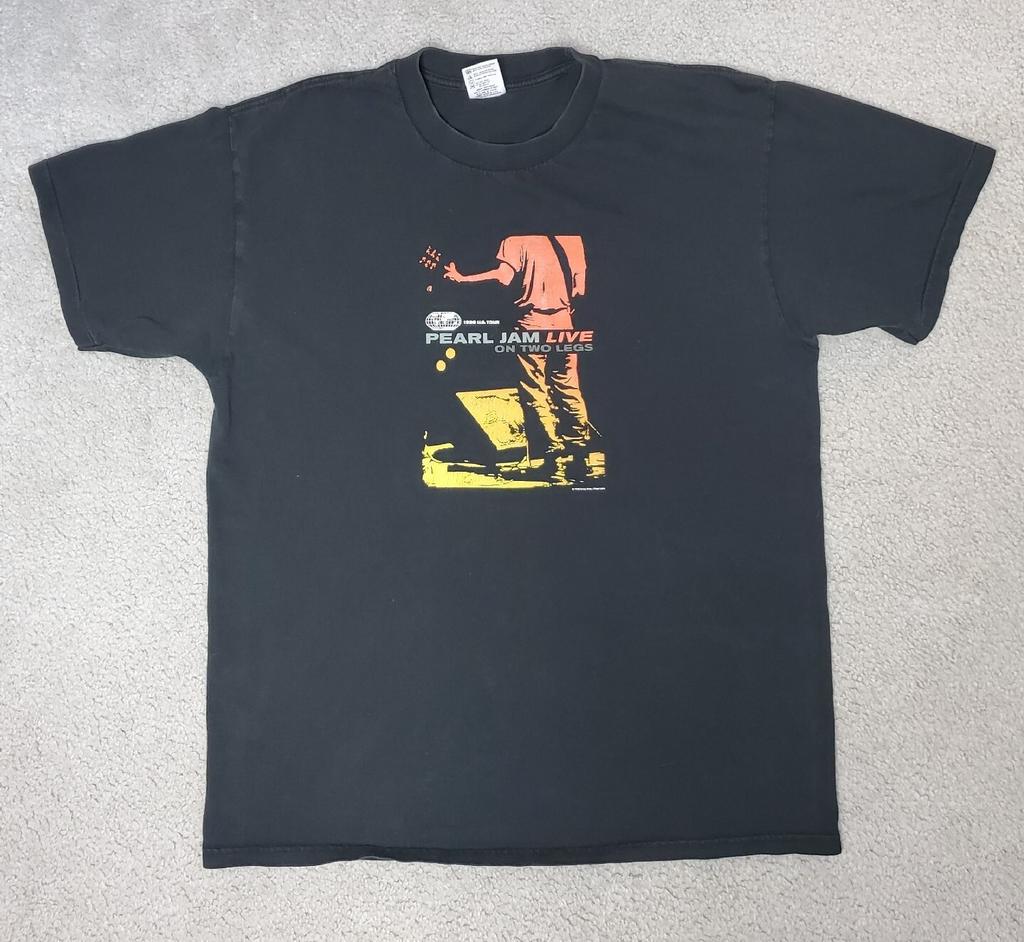 Rare Pearl jam vintage Live on two legs US tour 1998 tshirt size XL Unisex T-Shirt