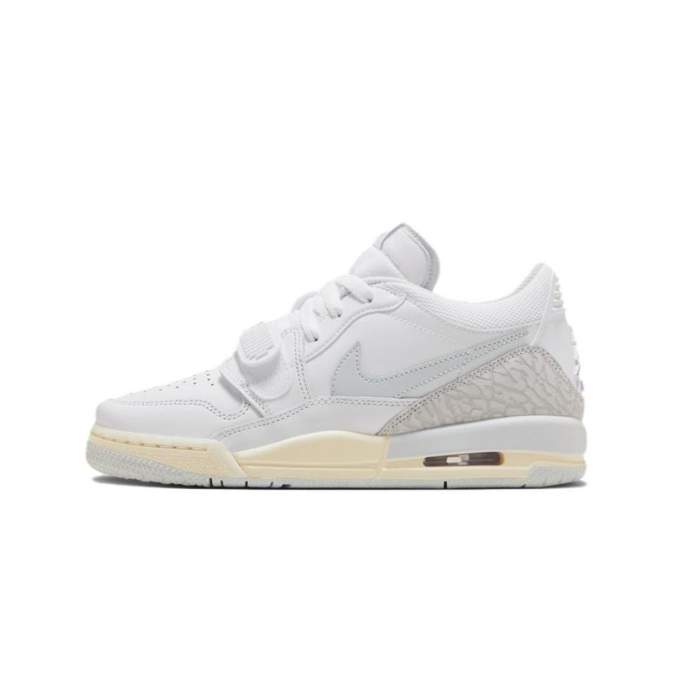 

Jordan Legacy 312 Vintage Basketball Shoes Women