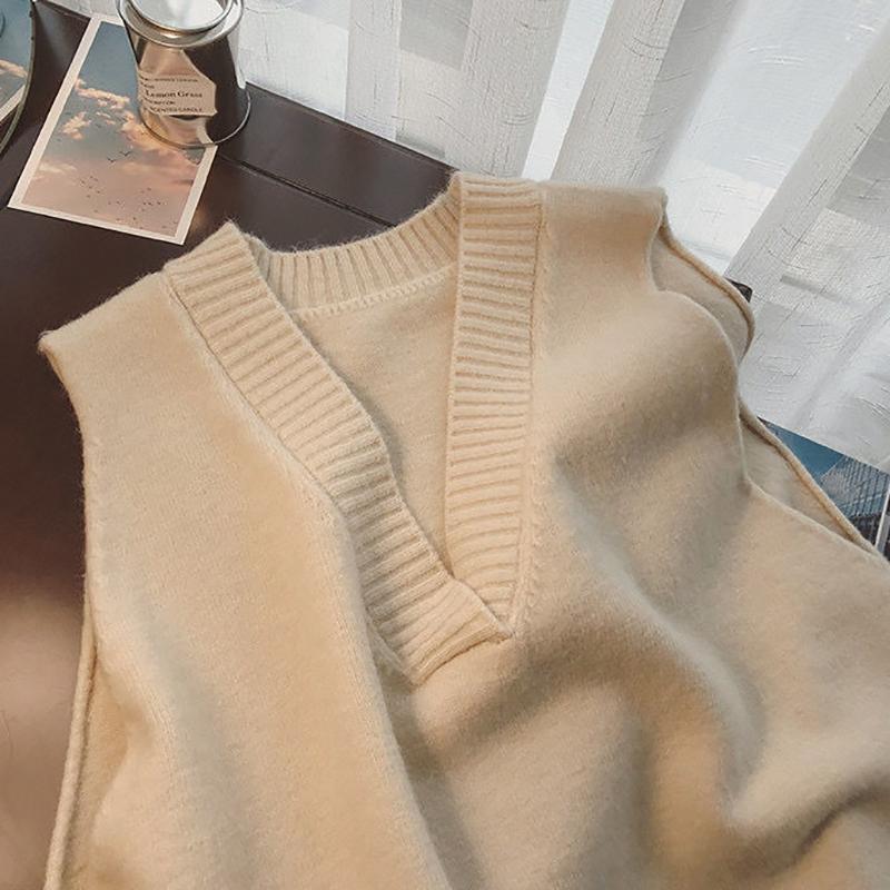 V-neck Sweater Vest Women Fall Winter Korean Solid Knitted Vests Casual Preppy Style Loose Trendy Sleeveless Sweater Vest