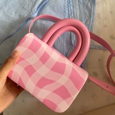 High-Texture Pink Ceramic Bag, Fashionable Portable Messenger Small Square Bag, Styled Plaid Shoulder Bag.