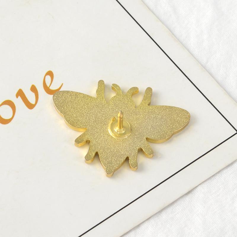 Trendy Animal-Themed Bee Enamel Alloy Brooch