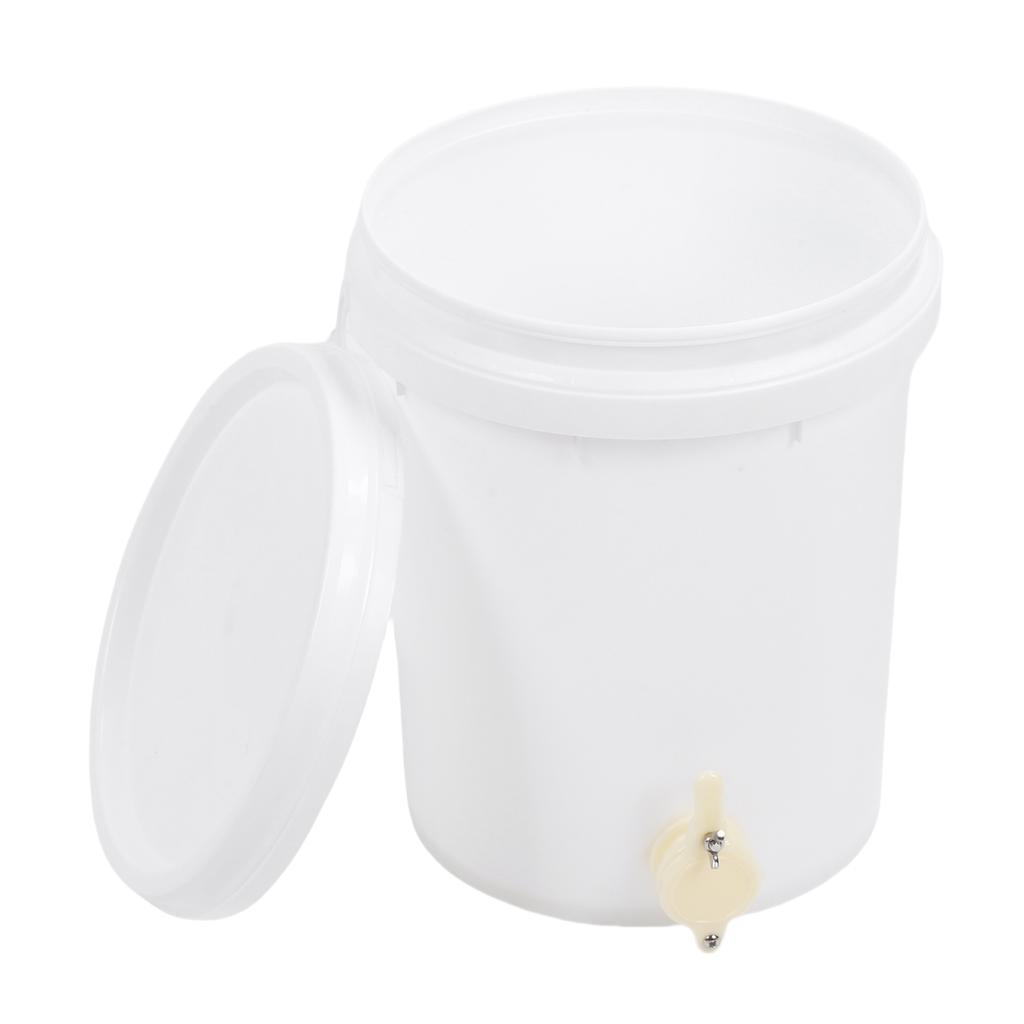 5 Gallon Honey Bucket with Lid and Gate Plastic Honey Storage Container for Beekeeping