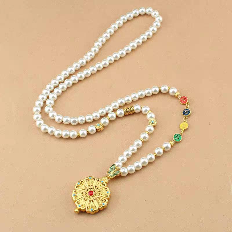 Elegant Ruyi Lock Pearl Necklace - Unique Retro Style for Women