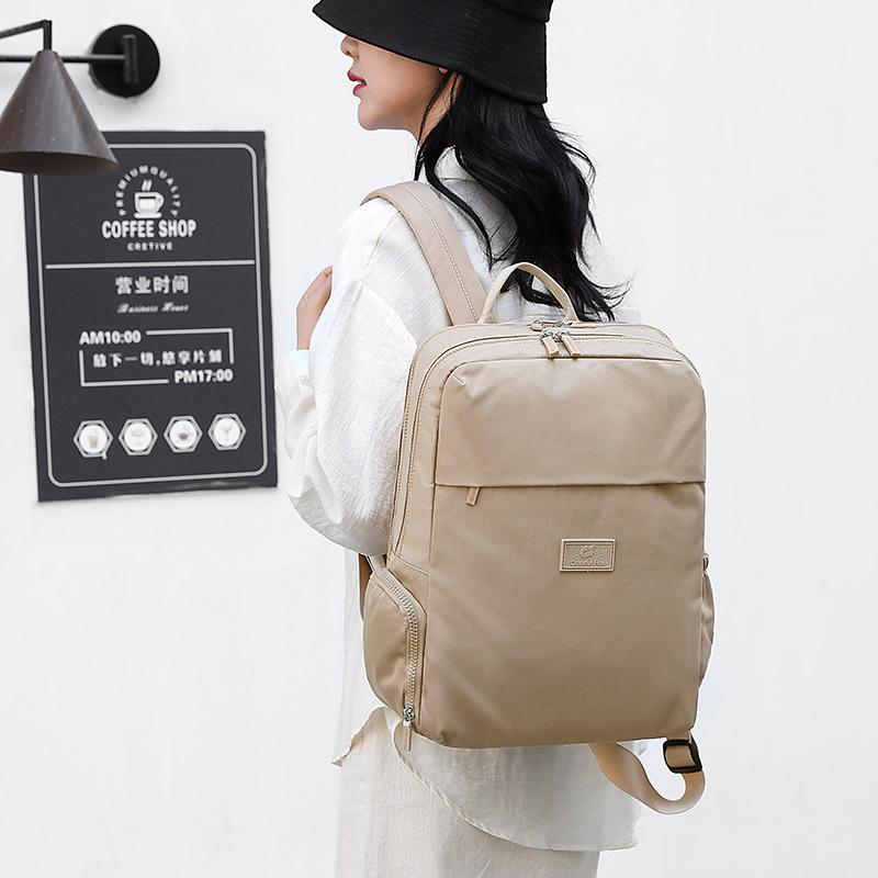 Large Capacity Backpack, Same Style for Men and Women, Outdoor Leisure, Multi-layer Fitness Backpack, Anti-splashing Water.
